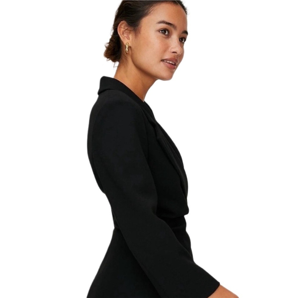 Aritzia Selina Blazer Tailored Wrap Style Sz 4 Black NWT Business Quiet Luxury - Picture 3 of 8